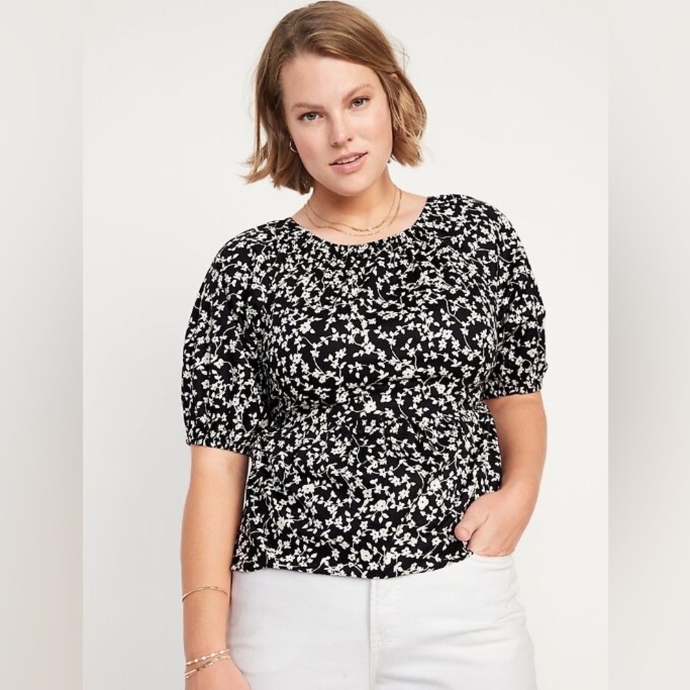 Old Navy Floral Puff Sleeve Babydoll Top